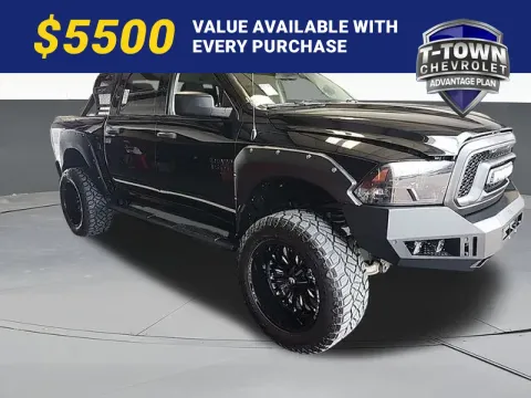 Black 2019 Ram 1500 Classic Express for sale in Tulsa, OK