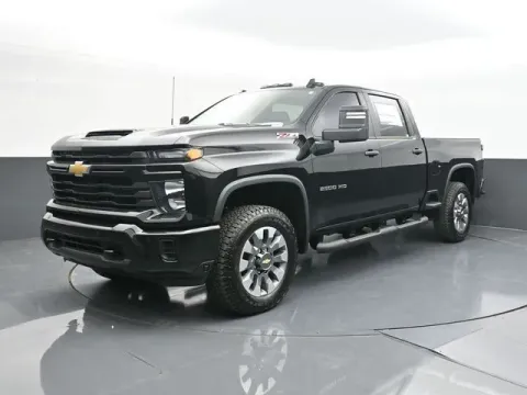More photos of 2026 Chevrolet Silverado 2500HD Custom at Jim Norton T-Town Chevrolet, OK