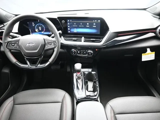 2026 Chevrolet Trax RS - Photo 18