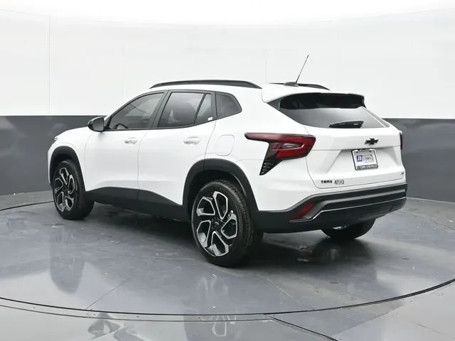 2026 Chevrolet Trax RS - Photo 7