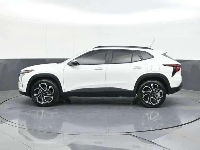 2026 Chevrolet Trax RS - Photo 6