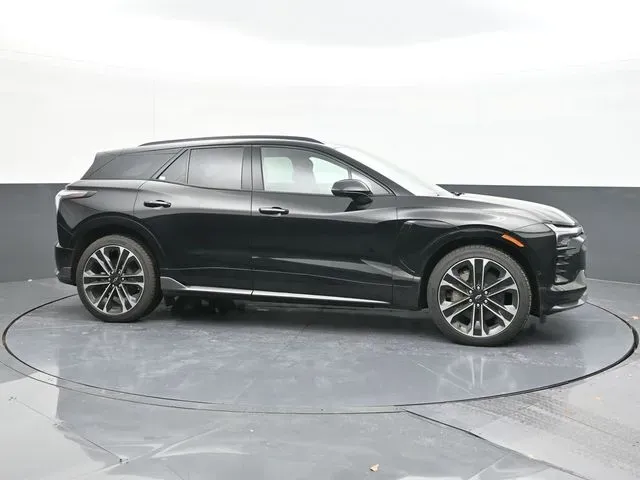 2026 Chevrolet Blazer EV SS - Photo 18