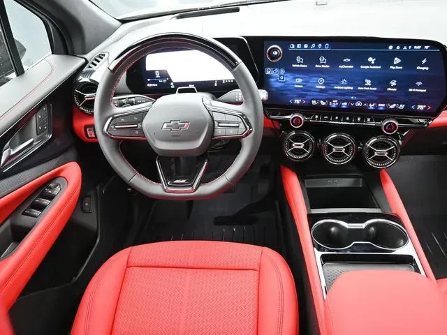 2026 Chevrolet Blazer EV SS - Photo 25