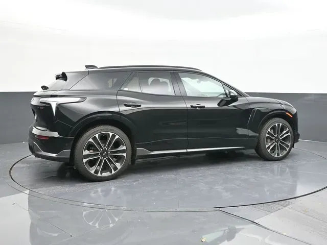 2026 Chevrolet Blazer EV SS - Photo 15