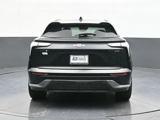 2026 Chevrolet Blazer EV SS - Photo 11