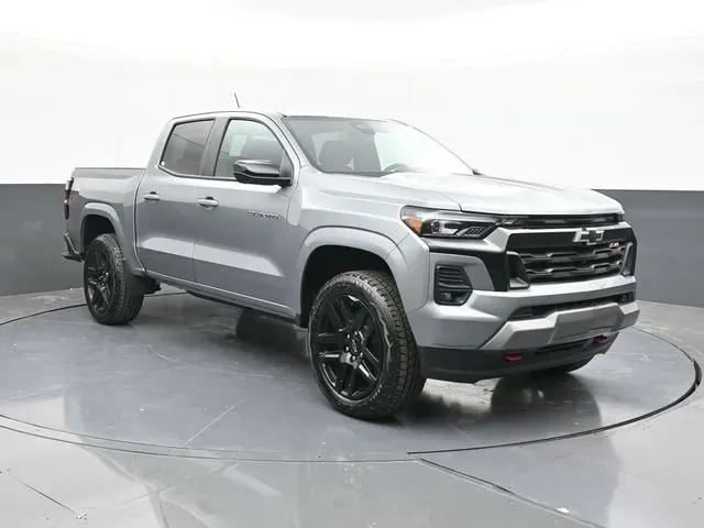2025 Chevrolet Colorado Z71 - Photo 21