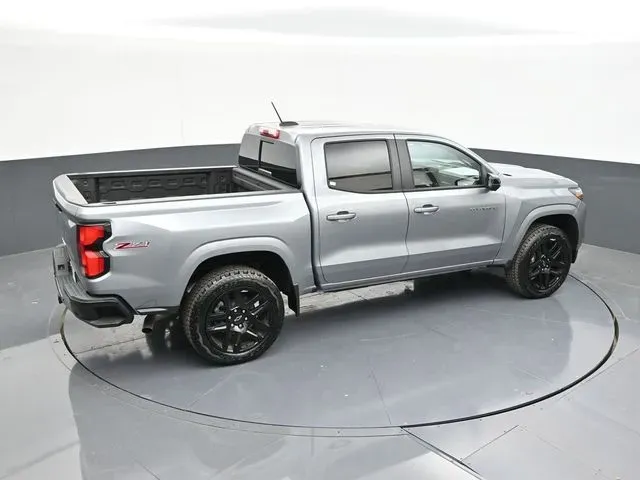 2025 Chevrolet Colorado Z71 - Photo 58