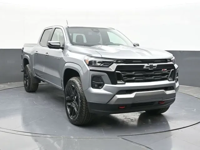 2025 Chevrolet Colorado Z71 - Photo 22
