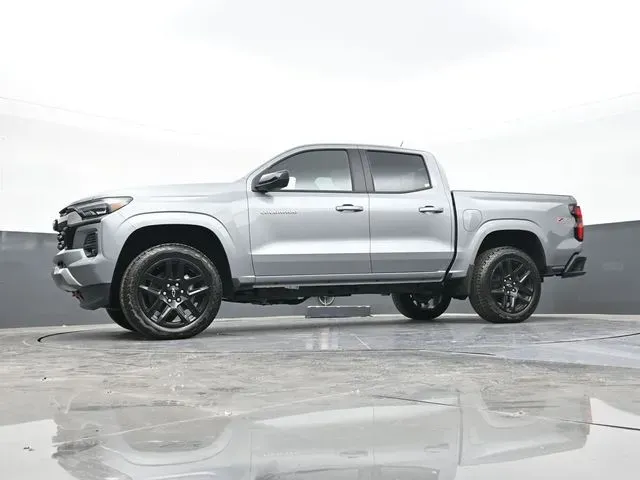 2025 Chevrolet Colorado Z71 - Photo 54