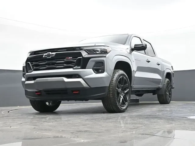 2025 Chevrolet Colorado Z71 - Photo 52