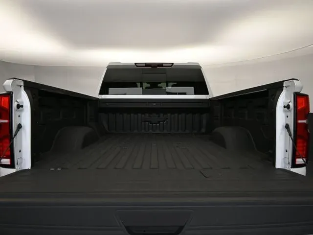 2025 Chevrolet Silverado 2500 HD High Country - Photo 38