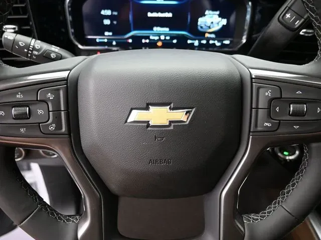 2025 Chevrolet Silverado 2500 HD High Country - Photo 29