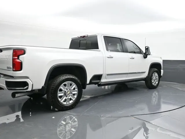 2025 Chevrolet Silverado 2500 HD High Country - Photo 15