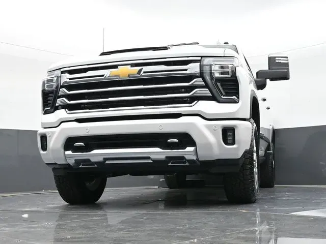 2025 Chevrolet Silverado 2500 HD High Country - Photo 51