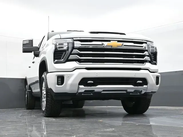 2025 Chevrolet Silverado 2500 HD High Country - Photo 50