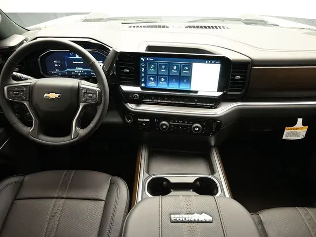 2025 Chevrolet Silverado 2500 HD High Country - Photo 25