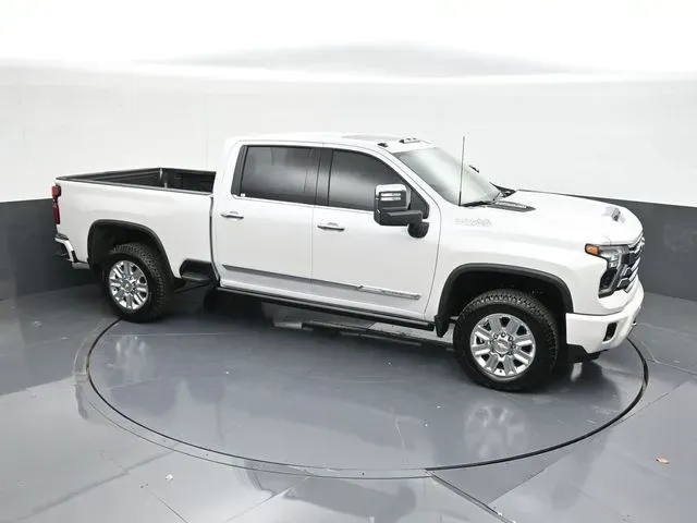 2025 Chevrolet Silverado 2500 HD High Country - Photo 59
