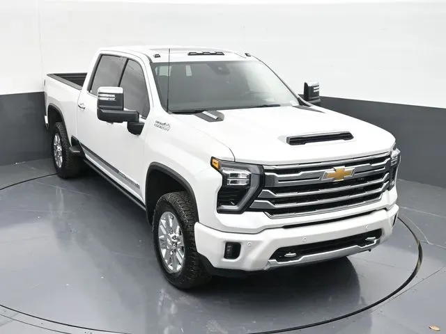 2025 Chevrolet Silverado 2500 HD High Country - Photo 60