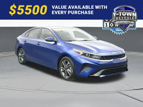 Blue 2024 Kia Forte LXS for sale in Tulsa, OK