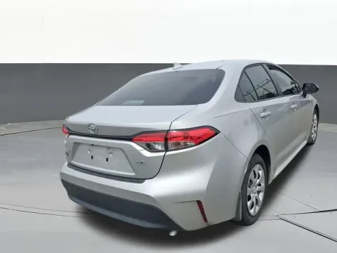 More photos of 2025 Toyota Corolla LE at Jim Norton T-Town Chevrolet, OK