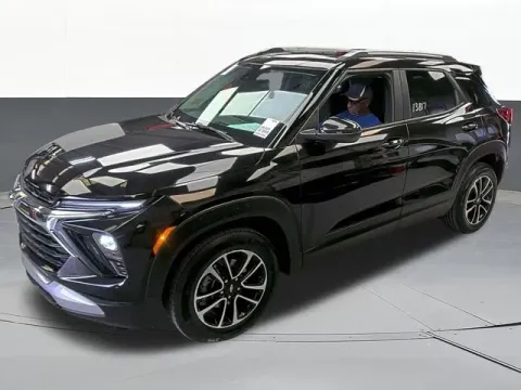 Photos of 2025 Chevrolet TrailBlazer LT for sale in Tulsa, OK at Jim Norton T-Town Chevrolet