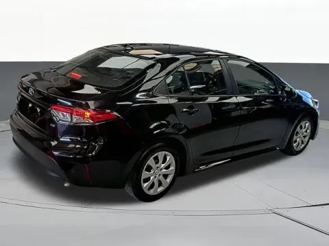 More photos of 2025 Toyota Corolla LE at Jim Norton T-Town Chevrolet, OK