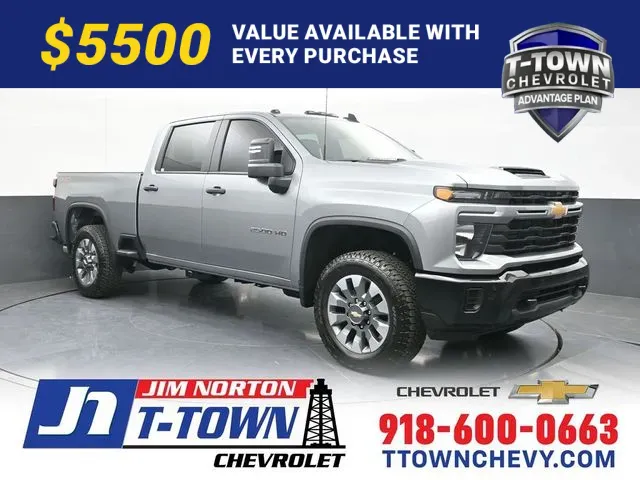 2026 Chevrolet Silverado HD Custom 4WD Crew Cab Standard Box's photo