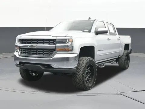 More photos of 2018 Chevrolet Silverado 1500 LT at Jim Norton T-Town Chevrolet, OK