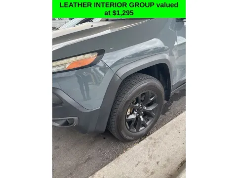 More photos of 2014 Jeep Cherokee Trailhawk at Jim Norton T-Town Chevrolet, OK