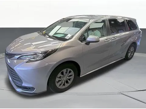 Photos of 2021 Toyota Sienna LE for sale in Tulsa, OK at Jim Norton T-Town Chevrolet