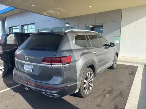 More photos of 2021 Volkswagen Atlas 3.6L V6 SEL Premium R-Line at Jim Norton T-Town Chevrolet, OK