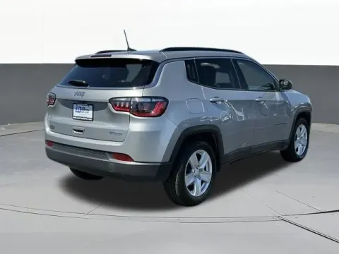 More photos of 2022 Jeep Compass Latitude at Jim Norton T-Town Chevrolet, OK