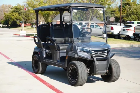 More photos of 2026 Epic E40L FORWARD FACING at Roger Williams Chrysler Dodge Jeep Ram, TX