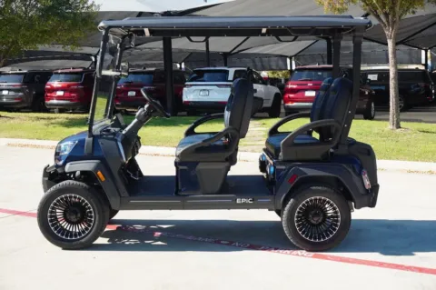 Photos of 2026 Epic E40L FORWARD FACING for sale in Weatherford, TX at Roger Williams Chrysler Dodge Jeep Ram