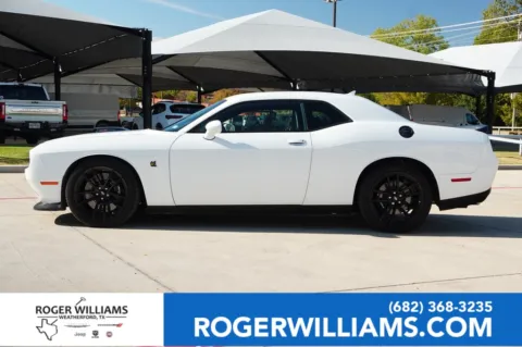 White 2022 Dodge Challenger R/T Scat Pack for sale in Weatherford, TX