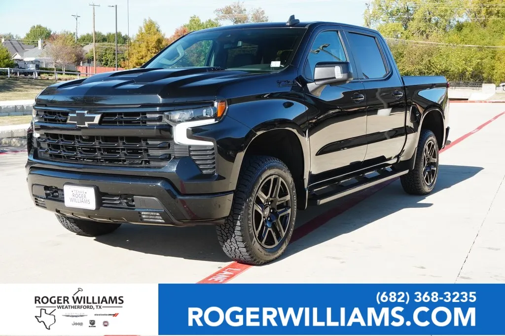 Black 2022 Chevrolet Silverado 1500 LT Trail Boss for sale in Weatherford, TX