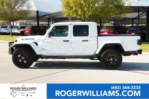 White 2020 Jeep Gladiator Overland for sale in Weatherford, TX