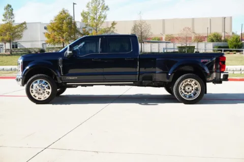 Photos of 2024 Ford Super Duty F-450 DRW LARIAT for sale in Weatherford, TX at Roger Williams Chrysler Dodge Jeep Ram