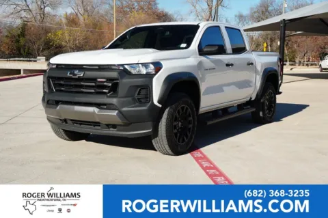 White 2023 Chevrolet Colorado 4WD Trail Boss for sale in Weatherford, TX