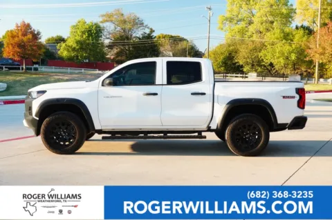White 2023 Chevrolet Colorado 4WD Trail Boss for sale in Weatherford, TX