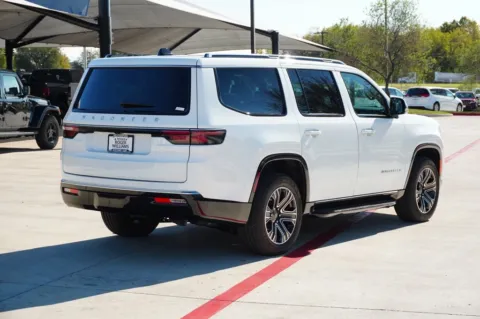 More photos of 2025 Jeep Wagoneer at Roger Williams Chrysler Dodge Jeep Ram, TX
