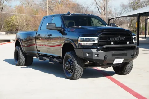 More photos of 2020 Ram 3500 Laramie at Roger Williams Chrysler Dodge Jeep Ram, TX