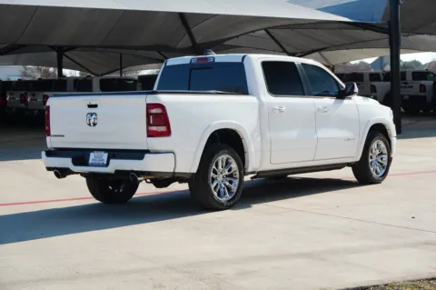 More photos of 2022 Ram 1500 Laramie at Roger Williams Chrysler Dodge Jeep Ram, TX