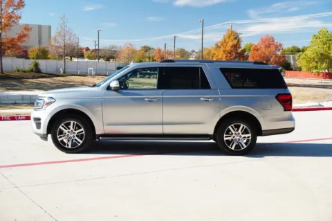 Photos of 2022 Ford Expedition Max Limited for sale in Weatherford, TX at Roger Williams Chrysler Dodge Jeep Ram
