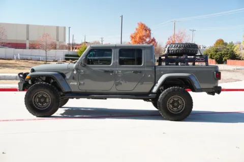 Photos of 2020 Jeep Gladiator Overland for sale in Weatherford, TX at Roger Williams Chrysler Dodge Jeep Ram