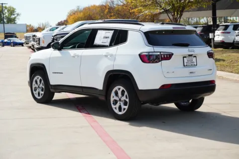 Another view of 2026 Jeep Compass Latitude for sale in Weatherford, TX at Roger Williams Chrysler Dodge Jeep Ram
