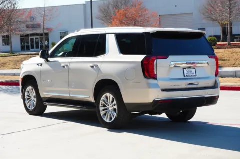 Another view of 2022 GMC Yukon SLT for sale in Weatherford, TX at Roger Williams Chrysler Dodge Jeep Ram