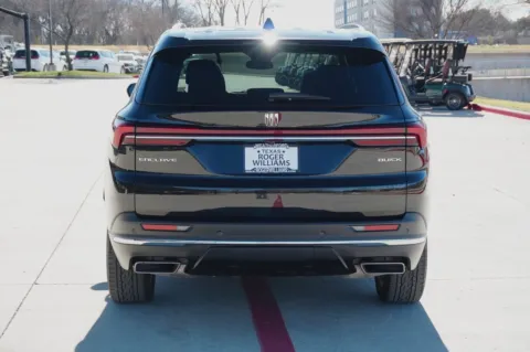 More photos of 2025 Buick Enclave Preferred at Roger Williams Chrysler Dodge Jeep Ram, TX