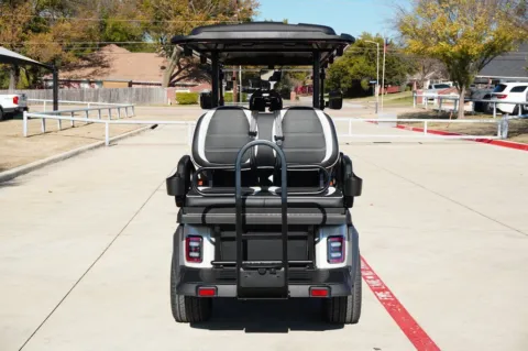 More photos of 2026 Epic E60L CART at Roger Williams Chrysler Dodge Jeep Ram, TX