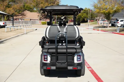 More photos of 2026 Epic E60L CART at Roger Williams Chrysler Dodge Jeep Ram, TX
